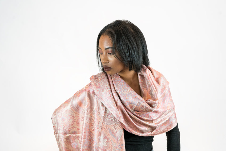 WOMEN'S MULBERRY SILK PINK AND CREME PAISLEY PRINT SCARF